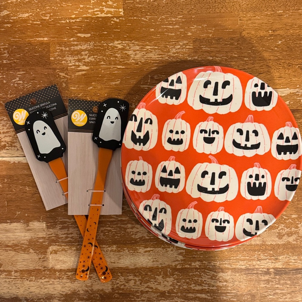 Target Pumpkin Party Melamine Plates + Wilton Spatulas